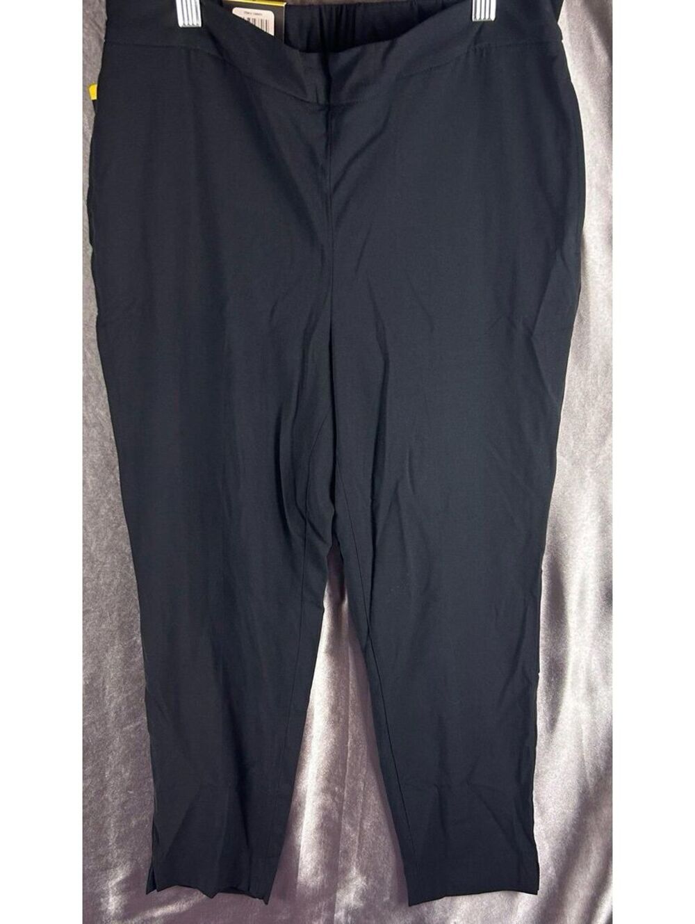 Banana Republic Women’s Black Capri Dress Pants Size 6 Cropped Work Trousers